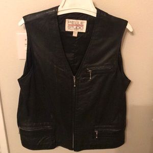 💥2 for $33 Ladies Leather long Vest!